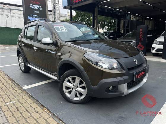 RENAULT SANDERO 1.6 STEPWAY 16V FLEX 4P AUTOMÁTICO